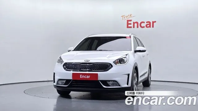 Kia Niro 2017 thumb 3