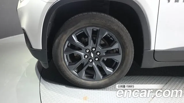 ChevroletGMDaewoo Traverse 2020 thumb 5