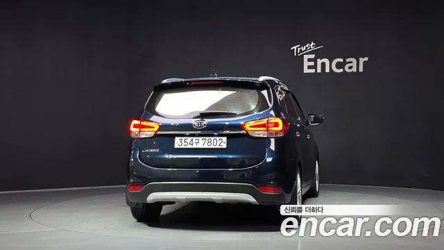 Kia Carens 2016 thumb 4