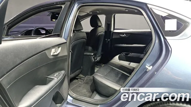 Kia K3 2019 thumb 12