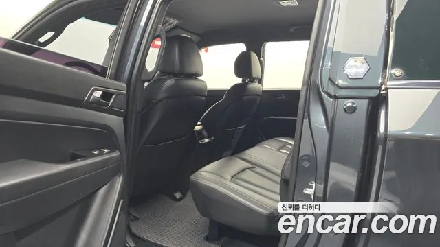 KG_Mobility_Ssangyong Rexton 2022 thumb 11