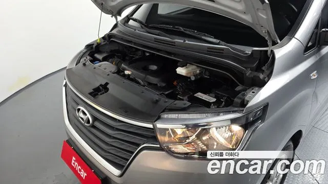 Hyundai Starex 2019 thumb 6