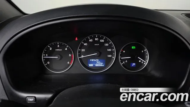 Hyundai Starex 2019 thumb 8