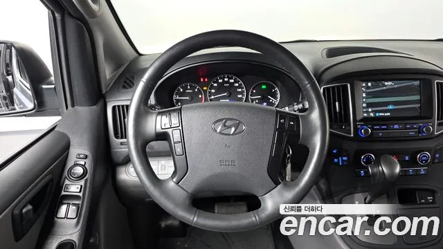 Hyundai Starex 2019 thumb 12