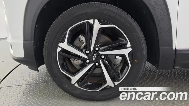 ChevroletGMDaewoo TrailBlazer 2020 thumb 5
