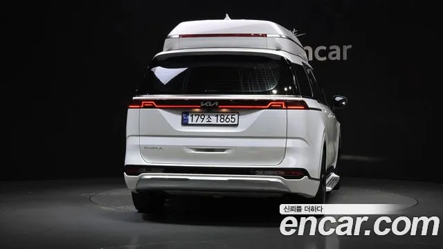Kia Carnival 2021 thumb 4