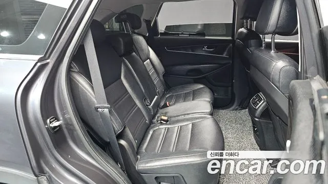 Kia Sorento 2016 thumb 11
