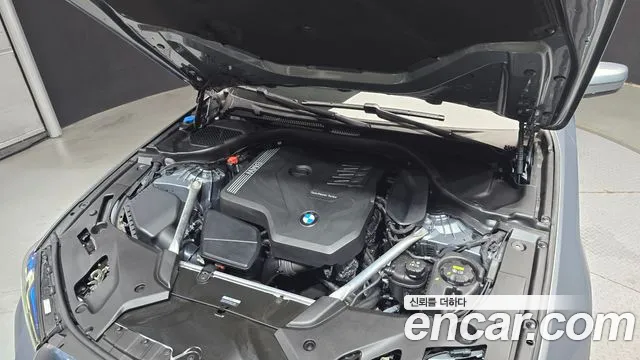 BMW 5 серии 2023 thumb 6