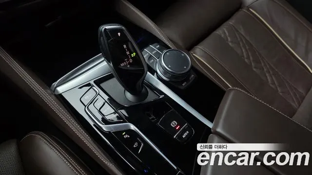 BMW 5 серии 2023 thumb 9