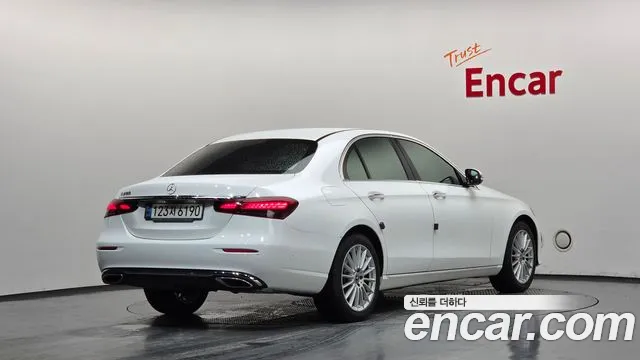 Mercedes-Benz E-Класс 2021 thumb 2
