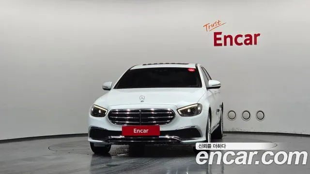 Mercedes-Benz E-Класс 2021 thumb 3