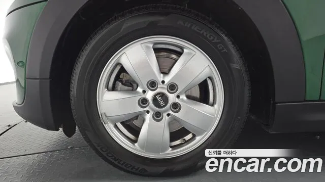 Mini Hatch 2021 thumb 4