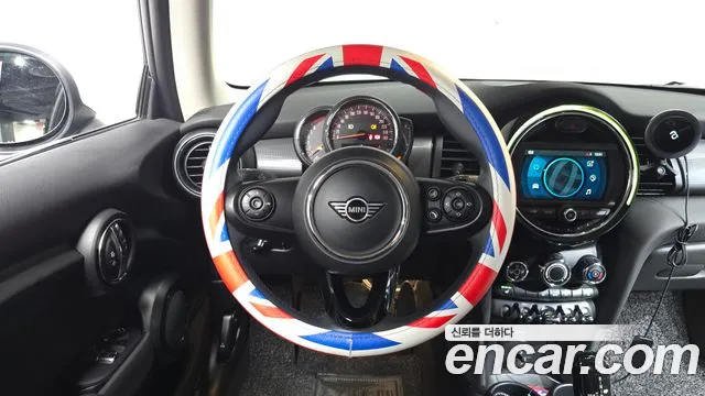 Mini Hatch 2021 thumb 11