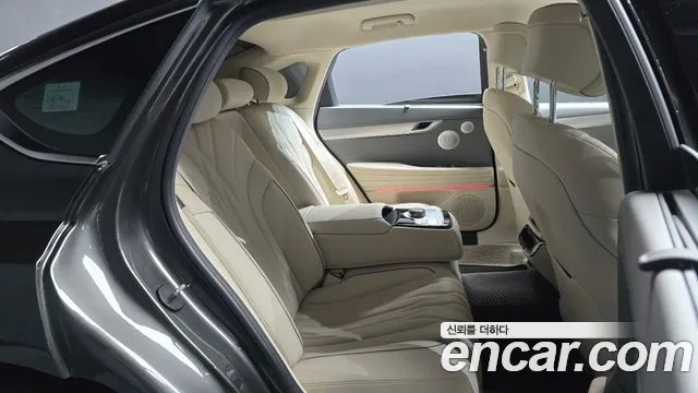 Genesis G80 2025 thumb 11
