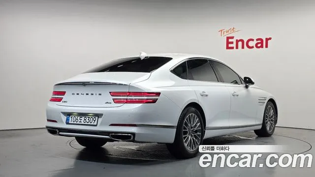 Genesis G80 2022 thumb 2