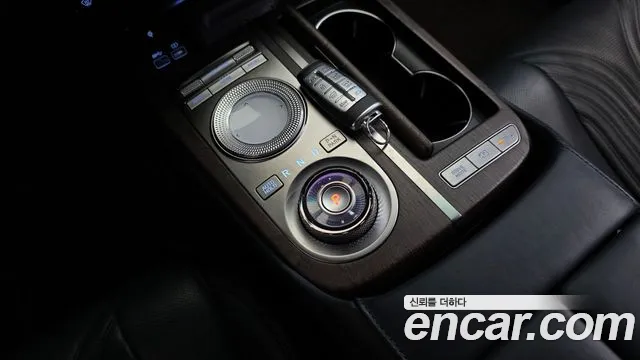Genesis G80 2022 thumb 9