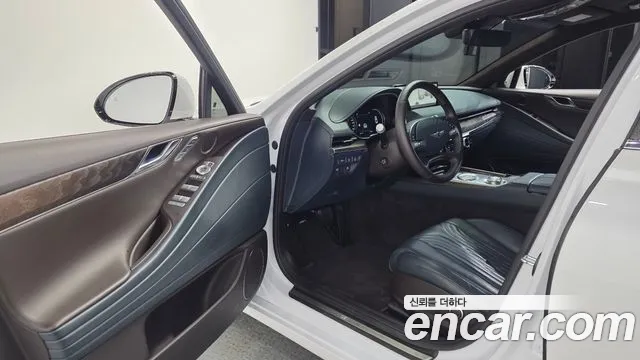 Genesis G80 2022 thumb 10