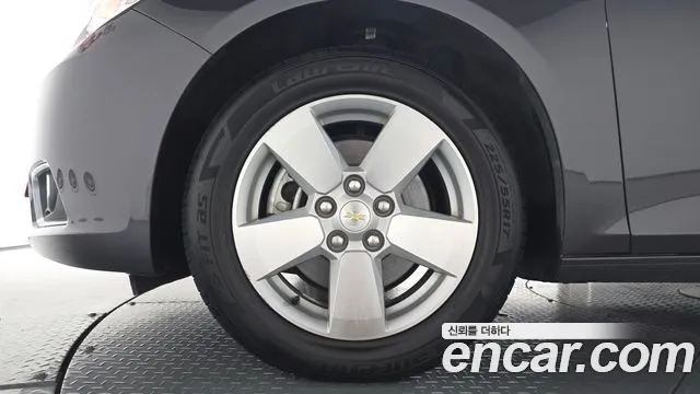 ChevroletGMDaewoo Malibu 2015 thumb 5