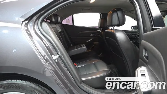 ChevroletGMDaewoo Malibu 2015 thumb 11