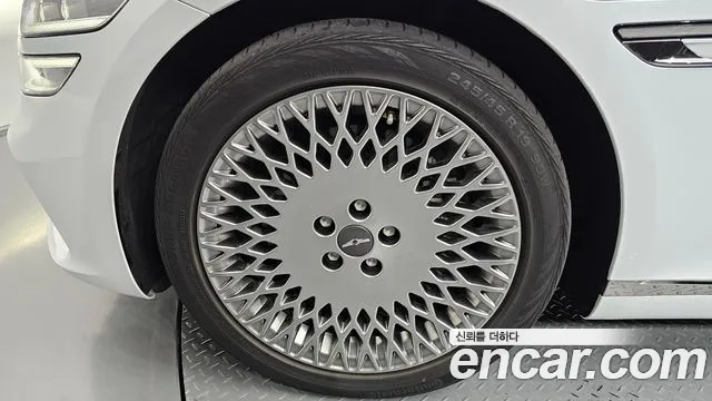 Genesis G80 2023 thumb 5