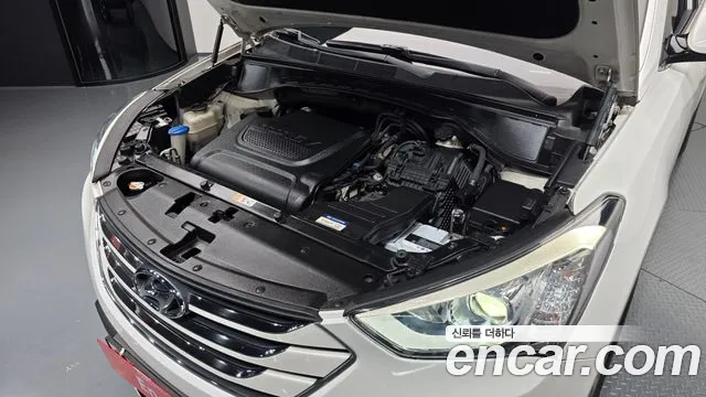 Hyundai Santa Fe 2015 thumb 6