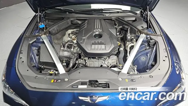 Genesis G70 2020 thumb 6