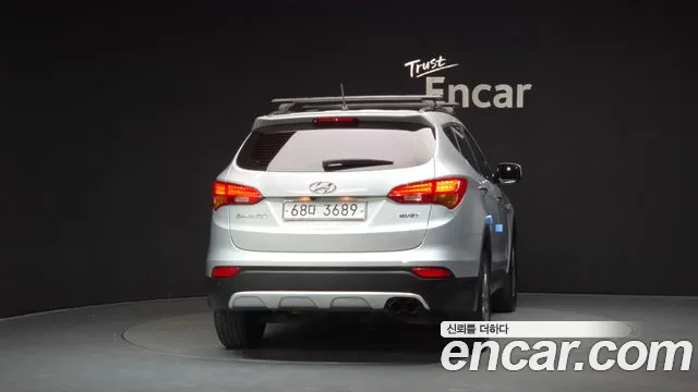 Hyundai Santa Fe 2013 thumb 4