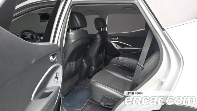 Hyundai Santa Fe 2013 thumb 11