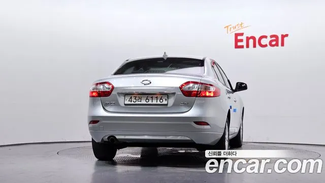 Renault-KoreaSamsung Fluence 2014 thumb 4