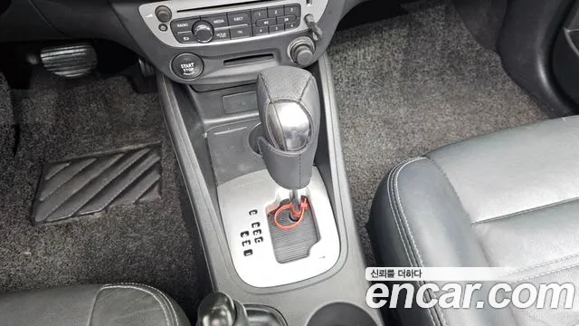 Renault-KoreaSamsung Fluence 2014 thumb 9