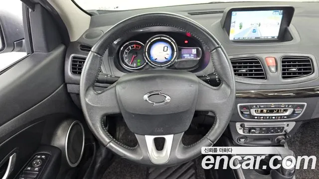 Renault-KoreaSamsung Fluence 2014 thumb 12