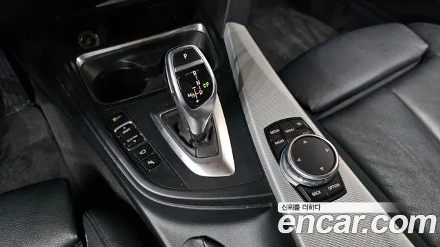 BMW 4-Series 2015 thumb 9