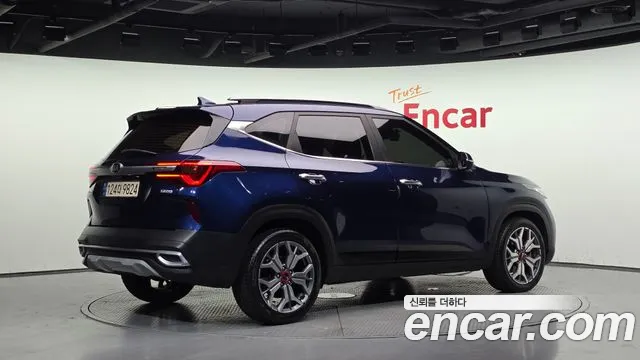 Kia Seltos 2021 thumb 2