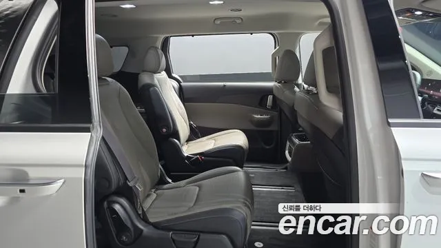 Kia Carnival 2024 thumb 12
