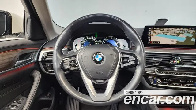 BMW 5 серии 2019 thumb 12