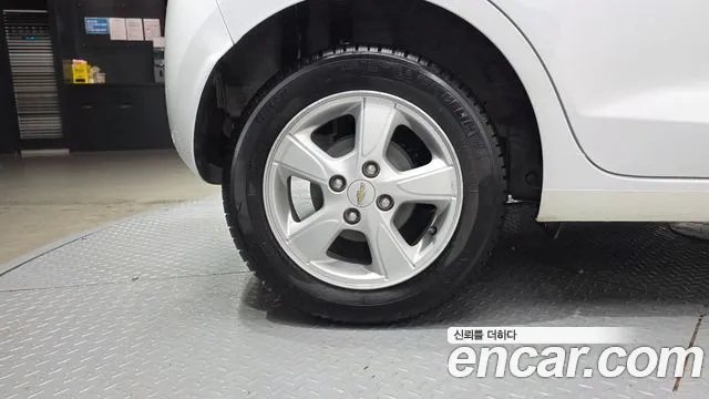 ChevroletGMDaewoo Spark 2017 thumb 5