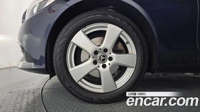 Mercedes-Benz C-Класс 2018 thumb 5