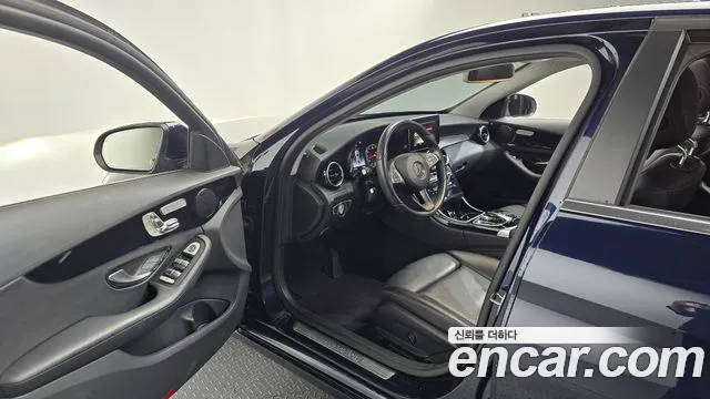 Mercedes-Benz C-Класс 2018 thumb 10