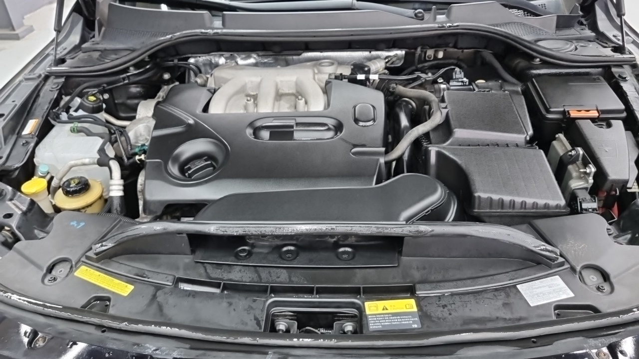 Renault Latitude 2015 thumb 6