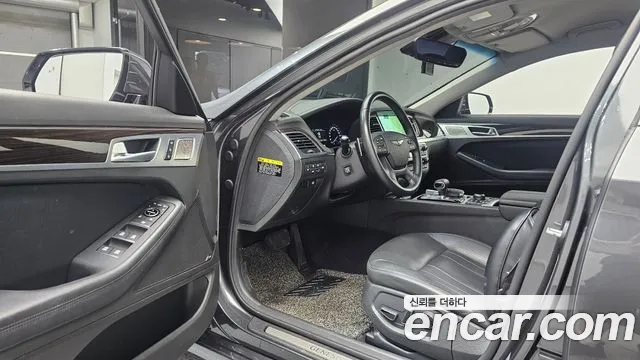 Genesis G80 2018 thumb 10