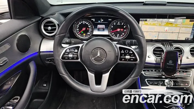 Mercedes-Benz E-Класс 2019 thumb 12