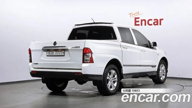 KG_Mobility_Ssangyong KORANDO 2014 thumb 2