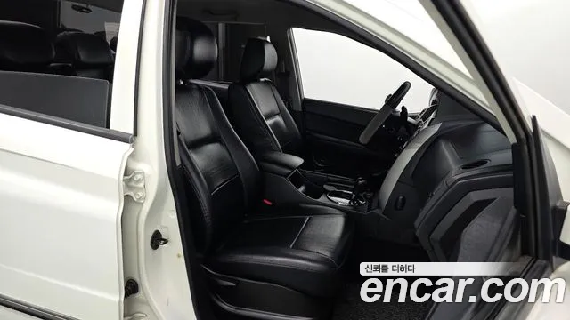 KG_Mobility_Ssangyong KORANDO 2014 thumb 11