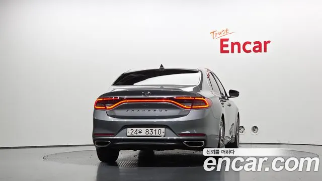 Hyundai Grandeur 2017 thumb 4