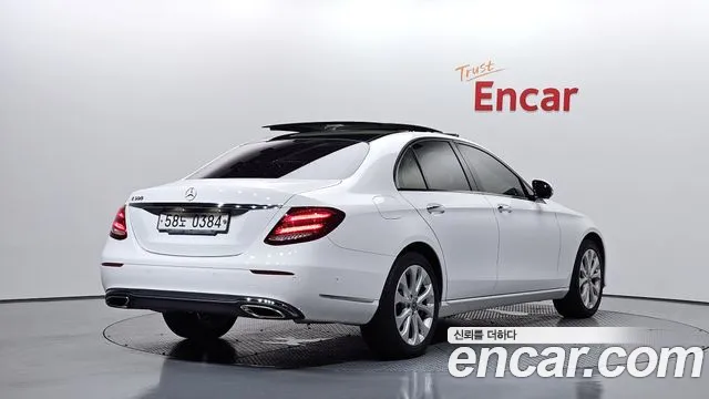 Mercedes-Benz E-Класс 2016 thumb 2