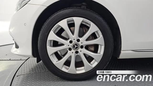 Mercedes-Benz E-Класс 2016 thumb 5