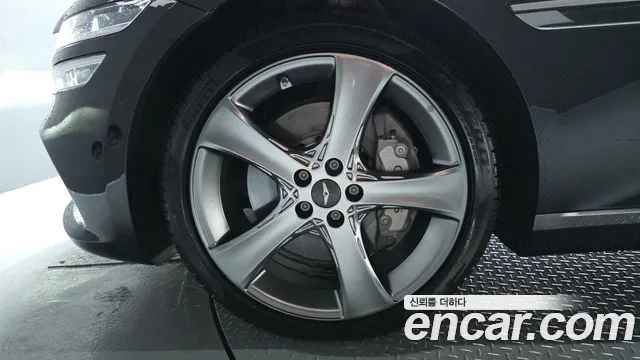 Genesis G80 2022 thumb 5