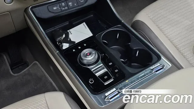 Kia Carnival 2024 thumb 8