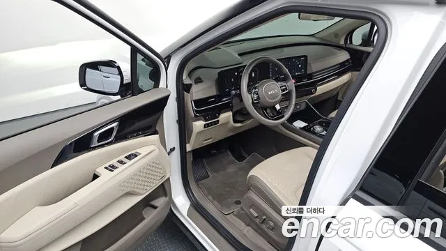 Kia Carnival 2024 thumb 9