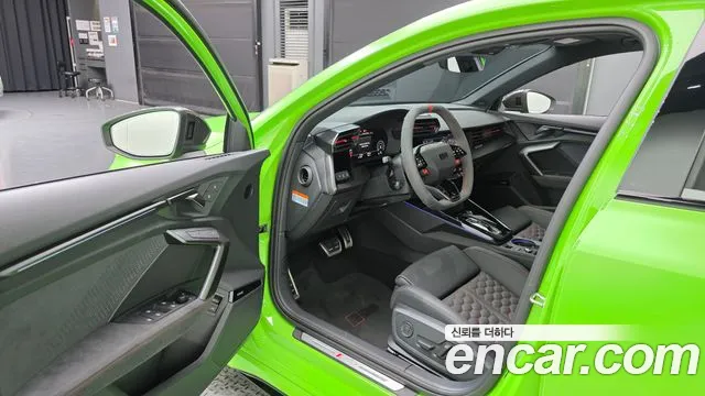 Audi RS3 2026 thumb 10